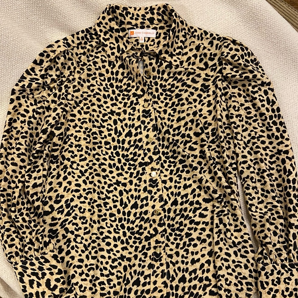 Jude Connally animal print balloon sleeve blouse.